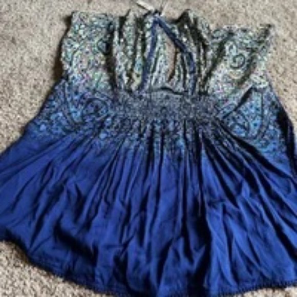 NWT Victoria's Secret Swim Cover Up - Small - Picture 2 of 6